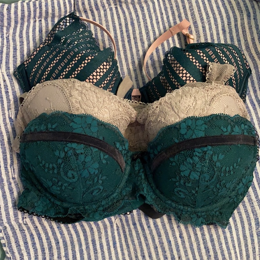 ✨SOLD ON MERCARI✨ Victoria Secret Bra Bundle